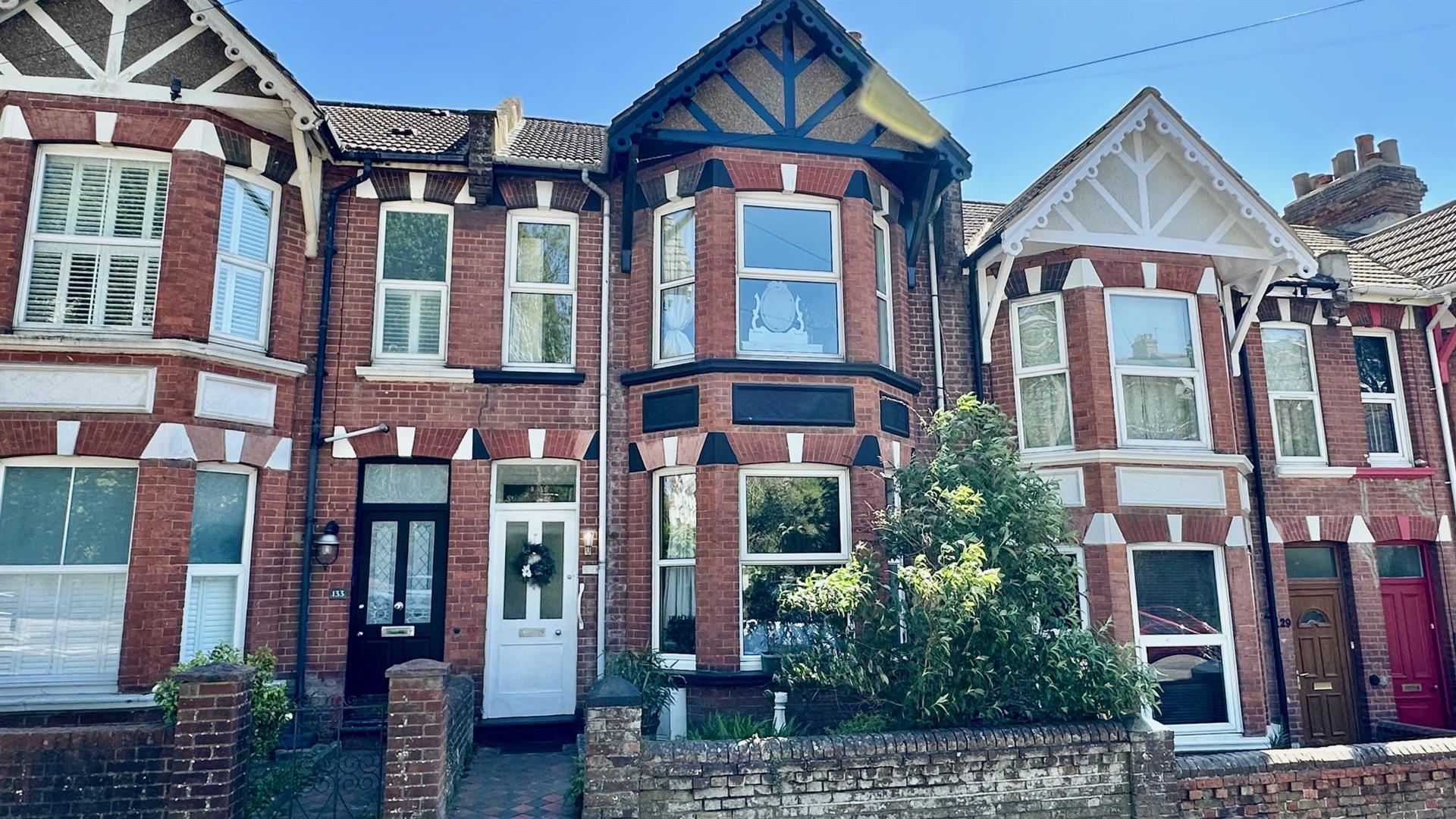 3 bed property in Old London Road, Hastings